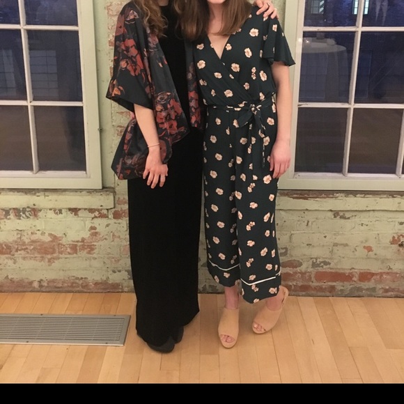 Faux wrap jumpsuit - Picture 3 of 3